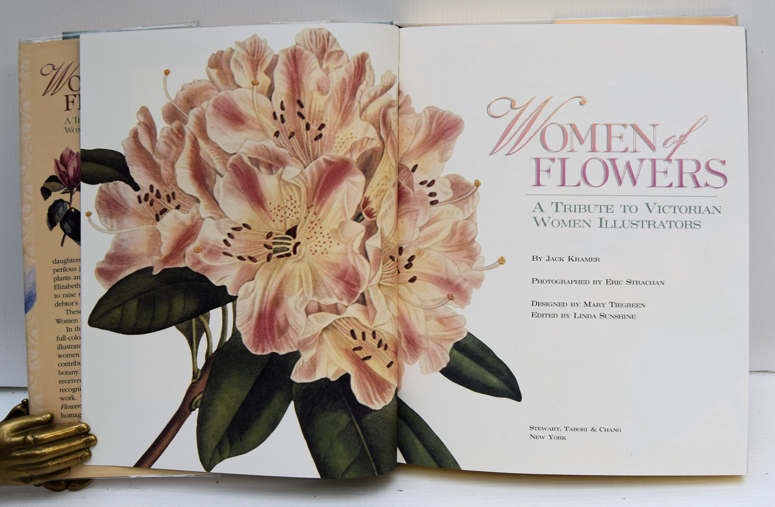 WOMEN OF FLOWERS. - Image 5