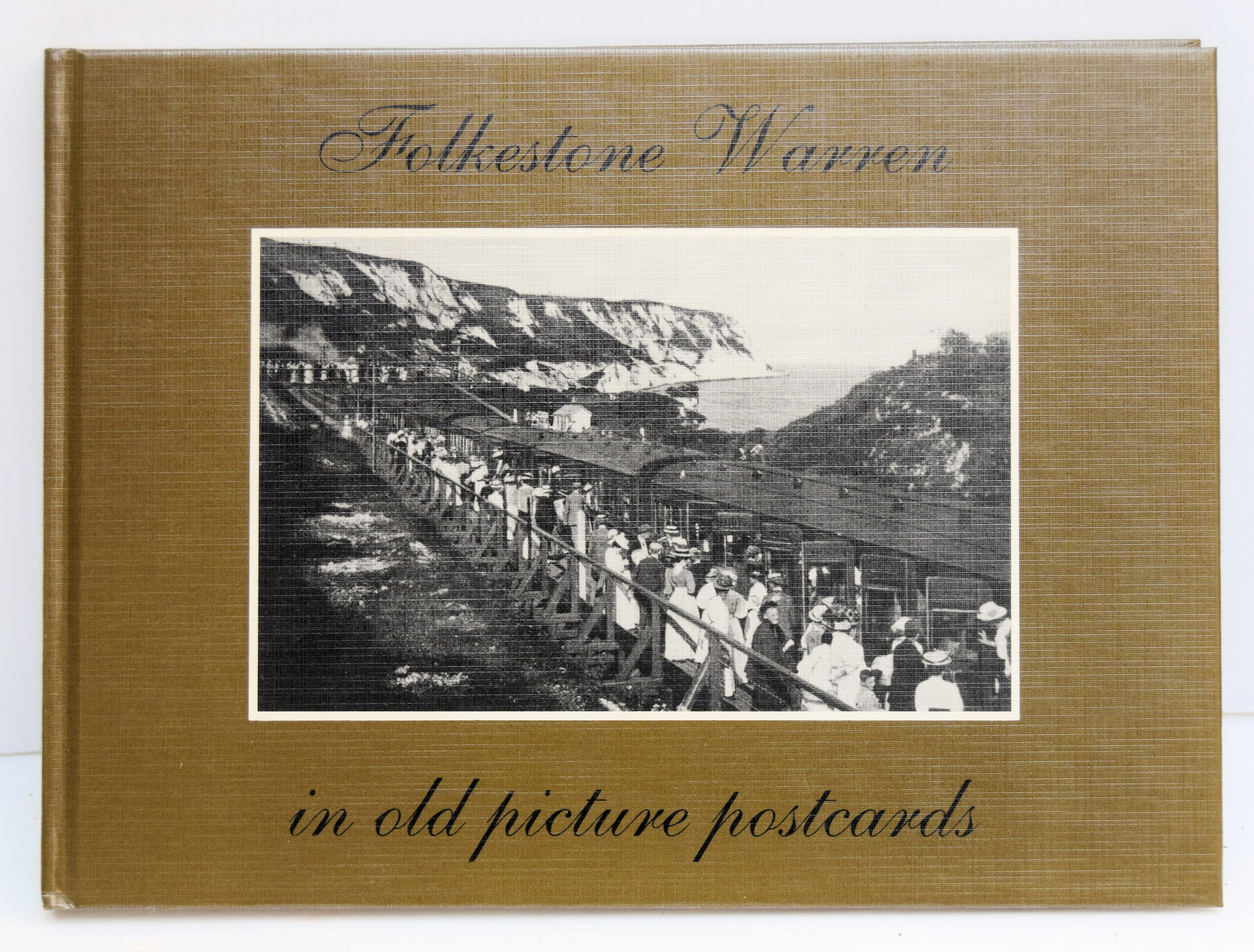 FOLKESTONE WARREN IN OLD PICTURE POSTCARDS.