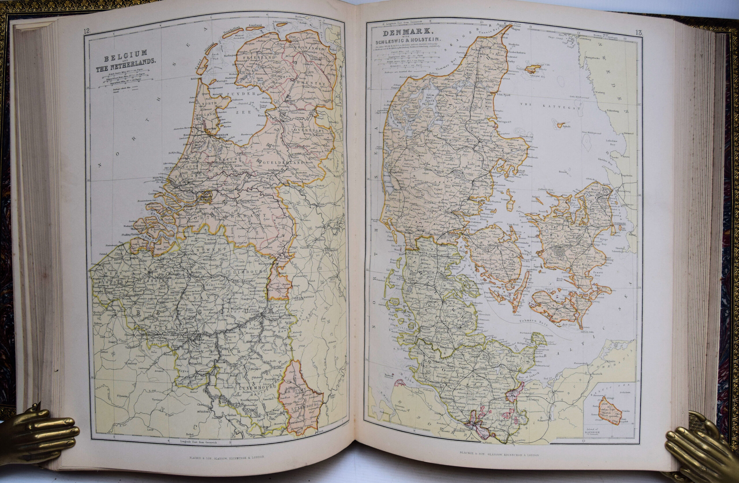 The Comprehensive Atlas & Geography of the World - Image 4