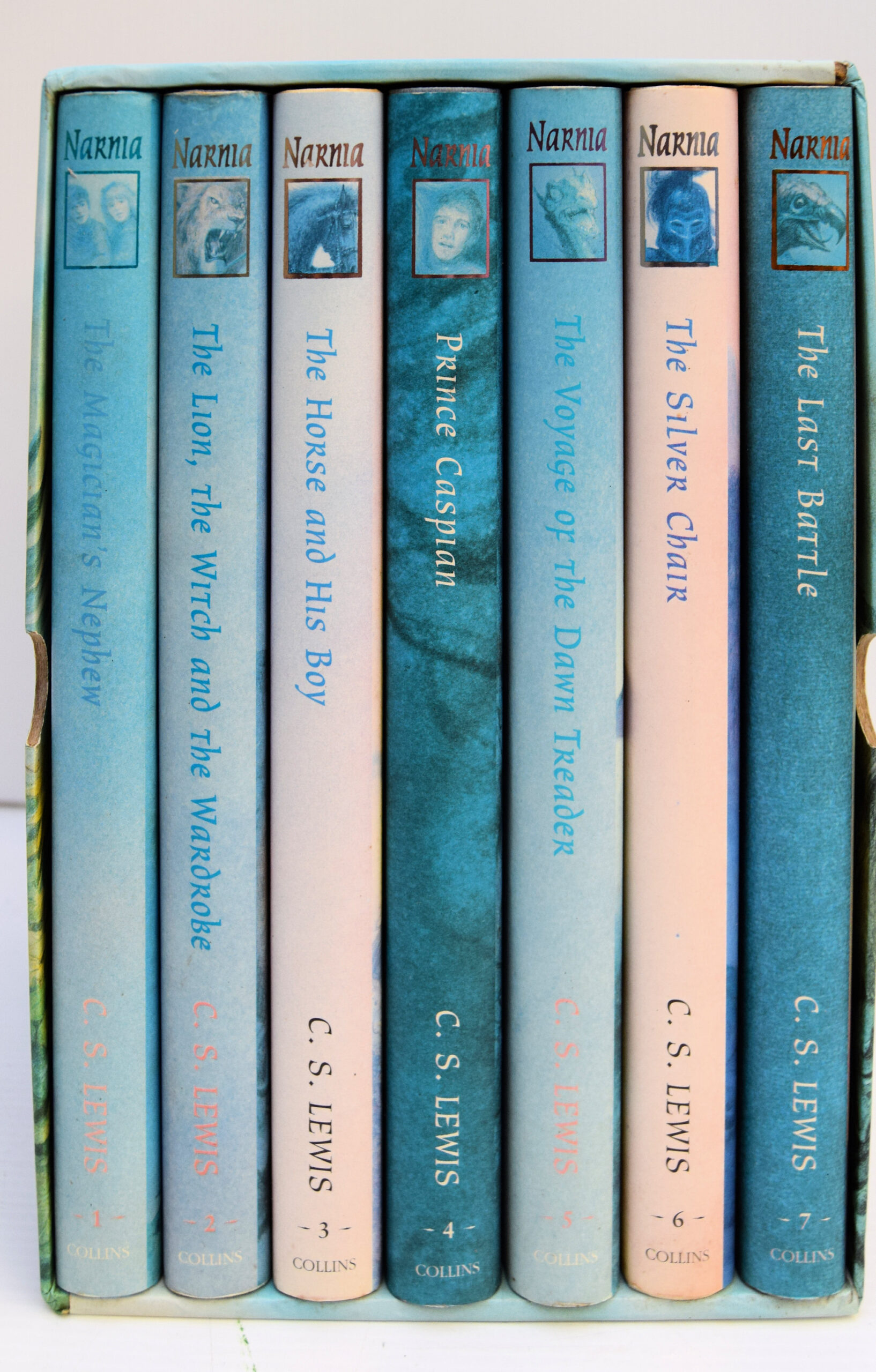 The Chronicles of Narnia in Seven Volumes; - Image 2