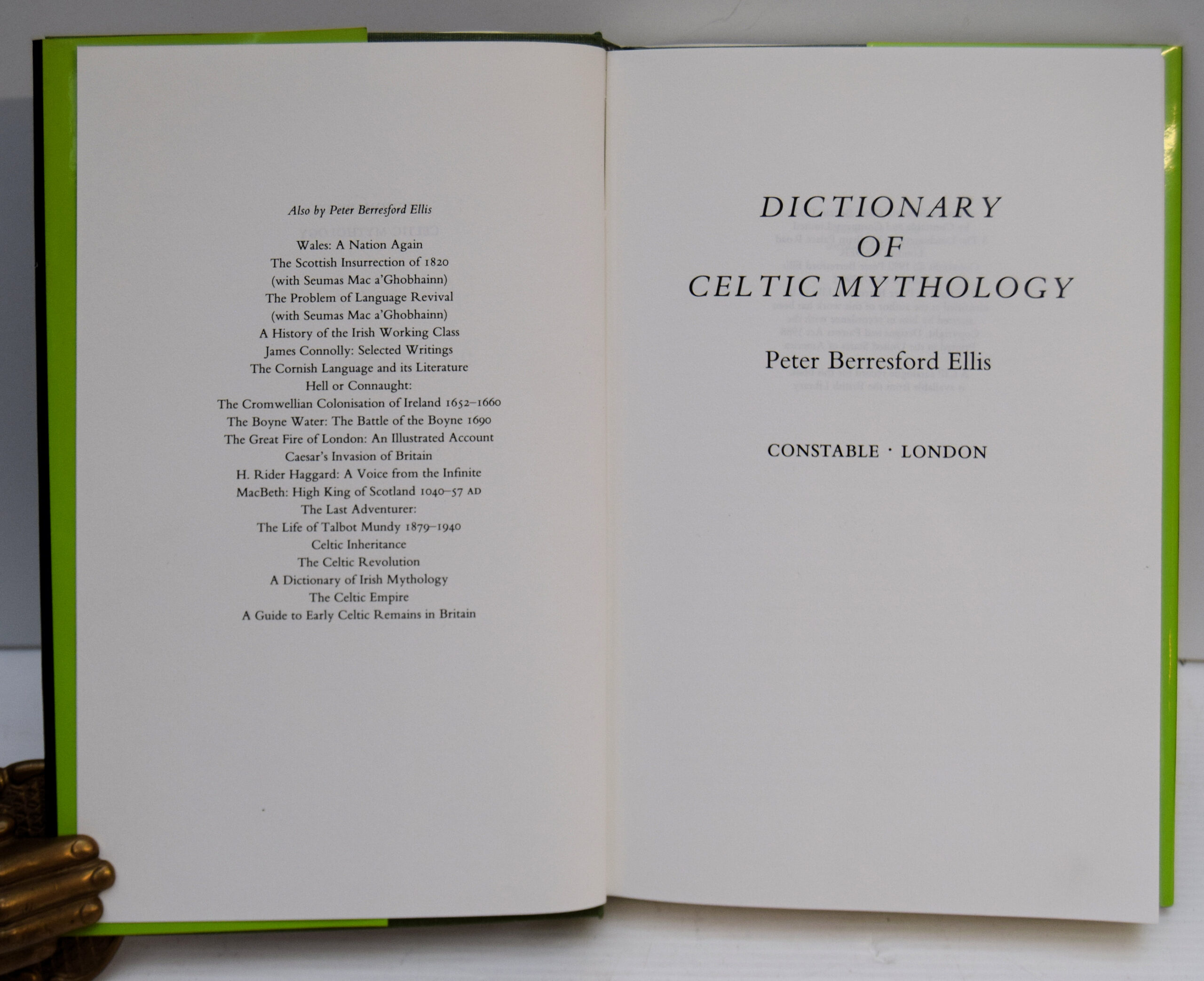 THE DICTIONARY OF CELTIC MYTHOLOGY. - Image 2