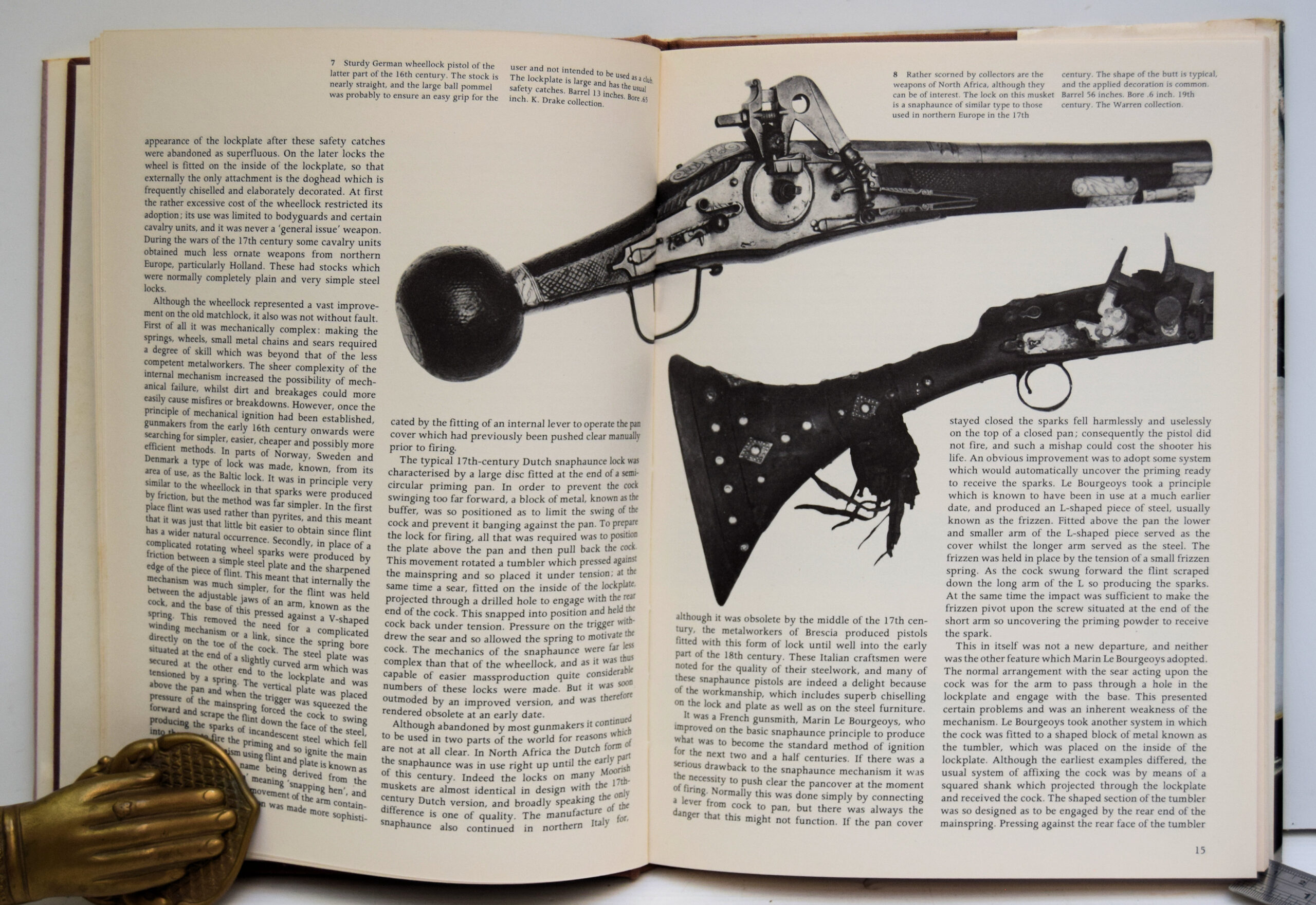 ANTIQUE GUNS AND GUN COLLECTING. - Image 4